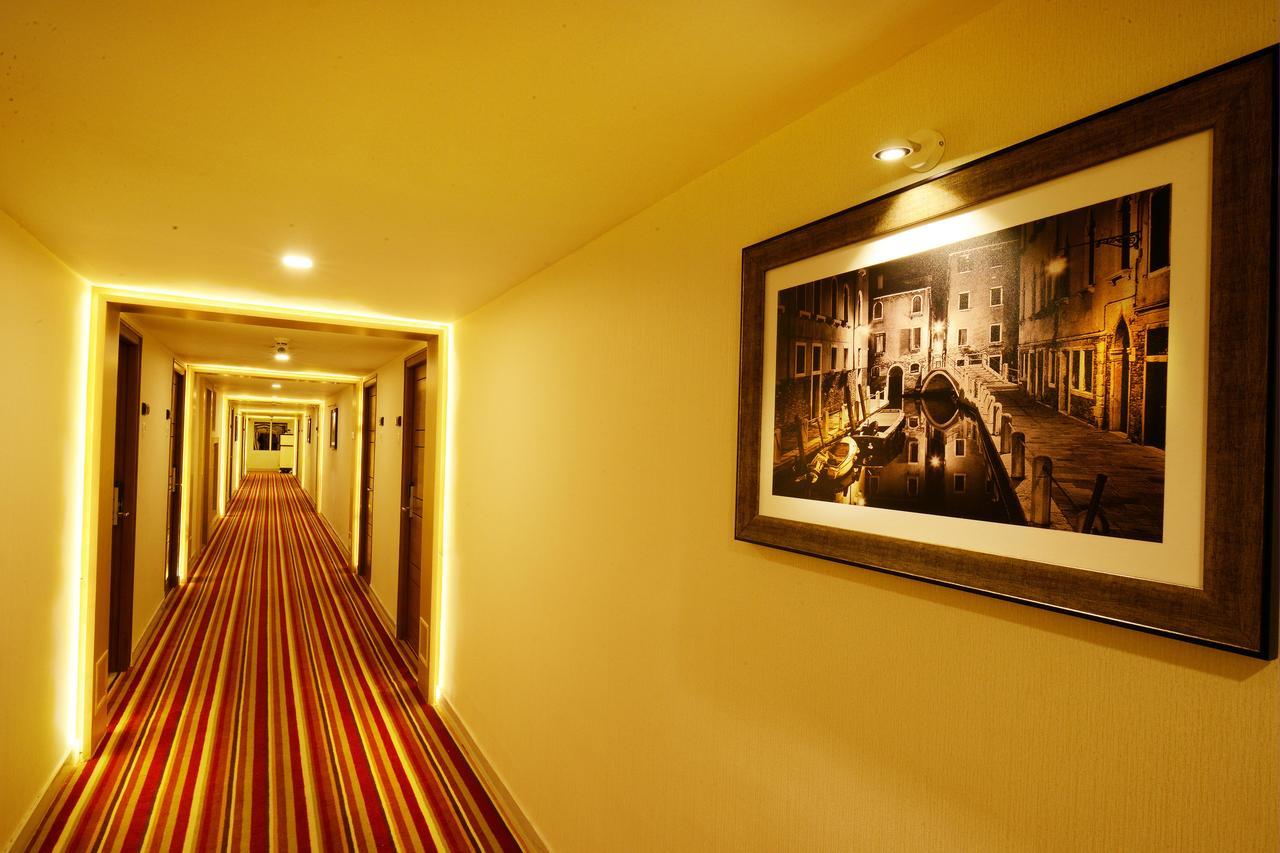 Hotel Mahi'S Gateway Коимбатур Экстерьер фото