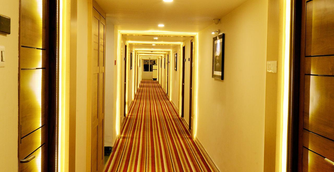 Hotel Mahi'S Gateway Коимбатур Экстерьер фото