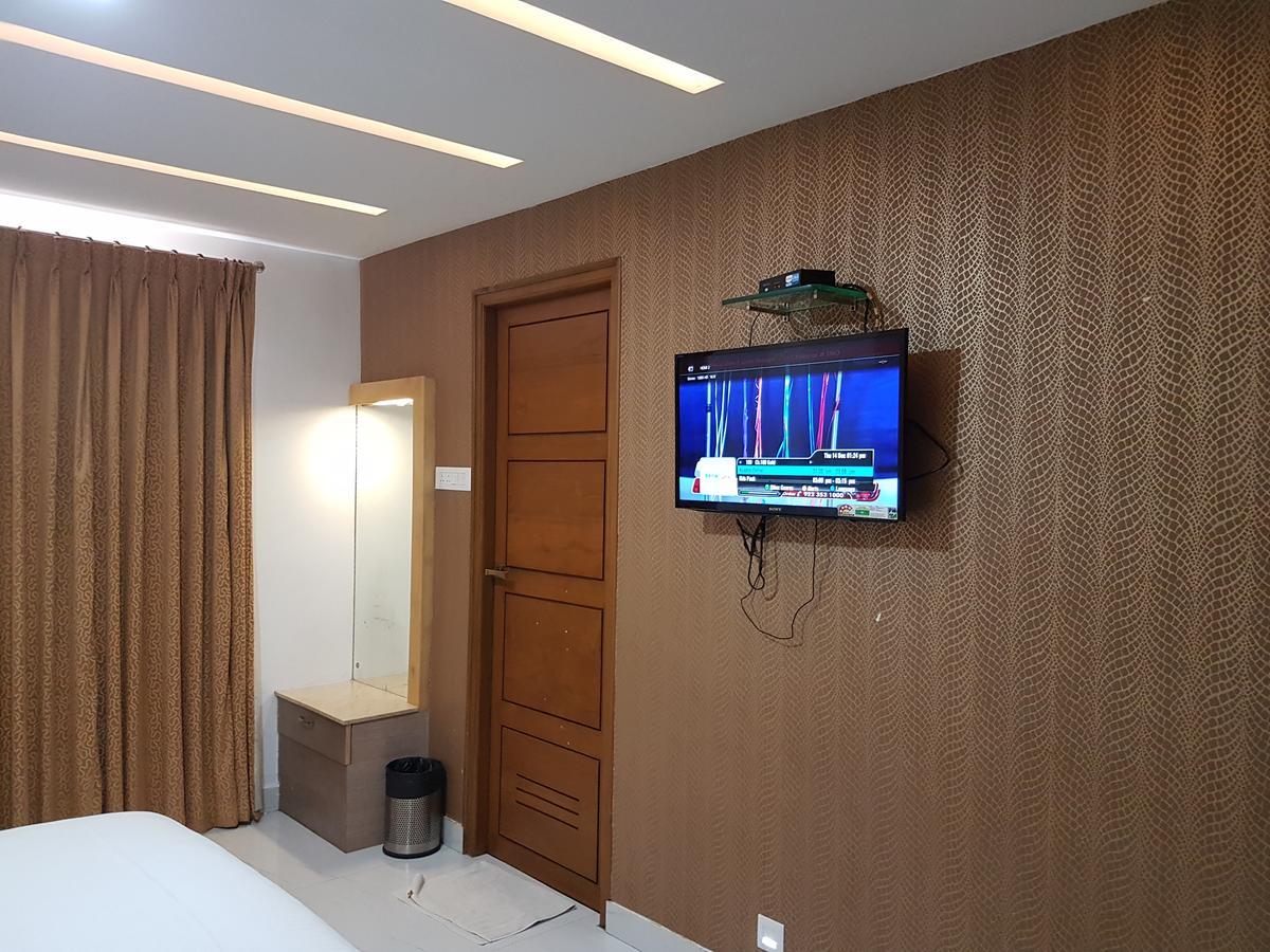 Hotel Mahi'S Gateway Коимбатур Экстерьер фото