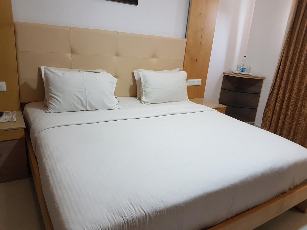 Hotel Mahi'S Gateway Коимбатур Экстерьер фото