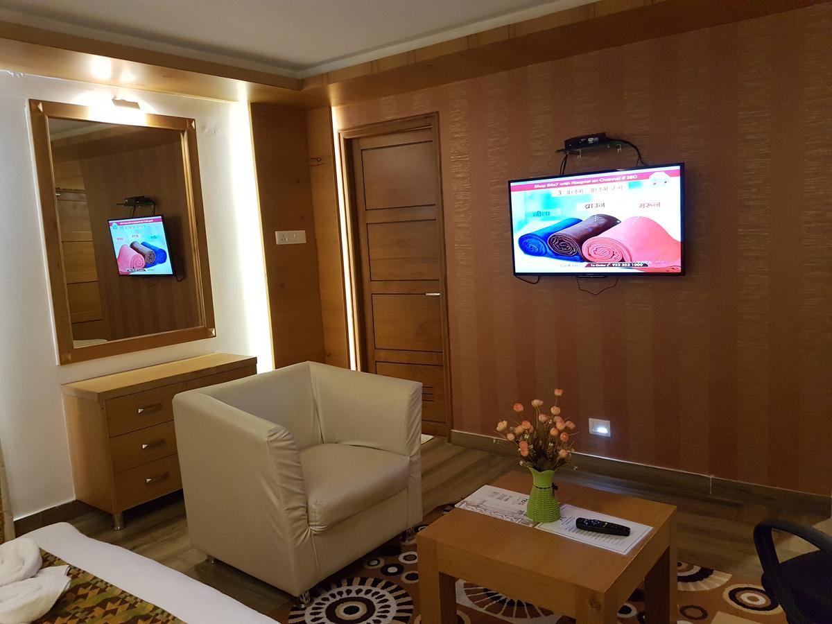 Hotel Mahi'S Gateway Коимбатур Экстерьер фото