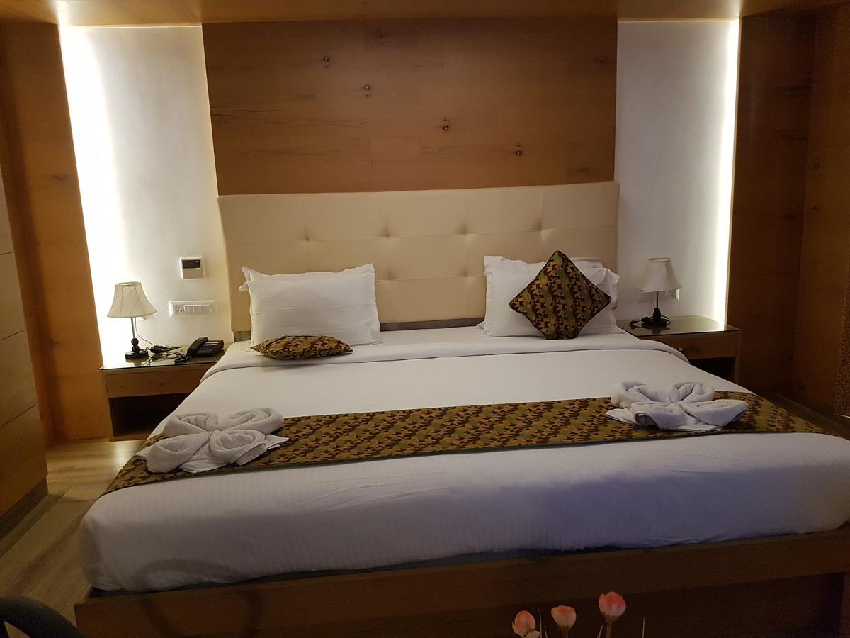 Hotel Mahi'S Gateway Коимбатур Экстерьер фото