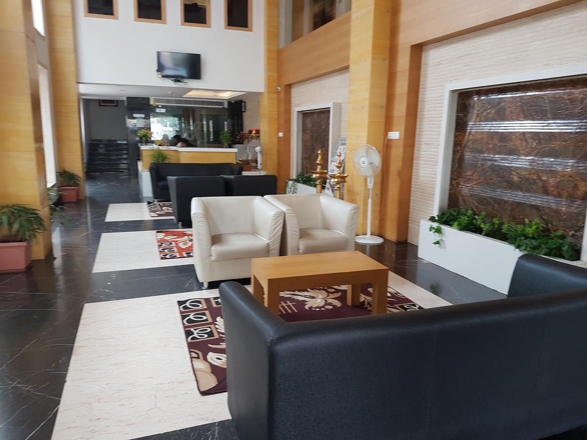 Hotel Mahi'S Gateway Коимбатур Экстерьер фото